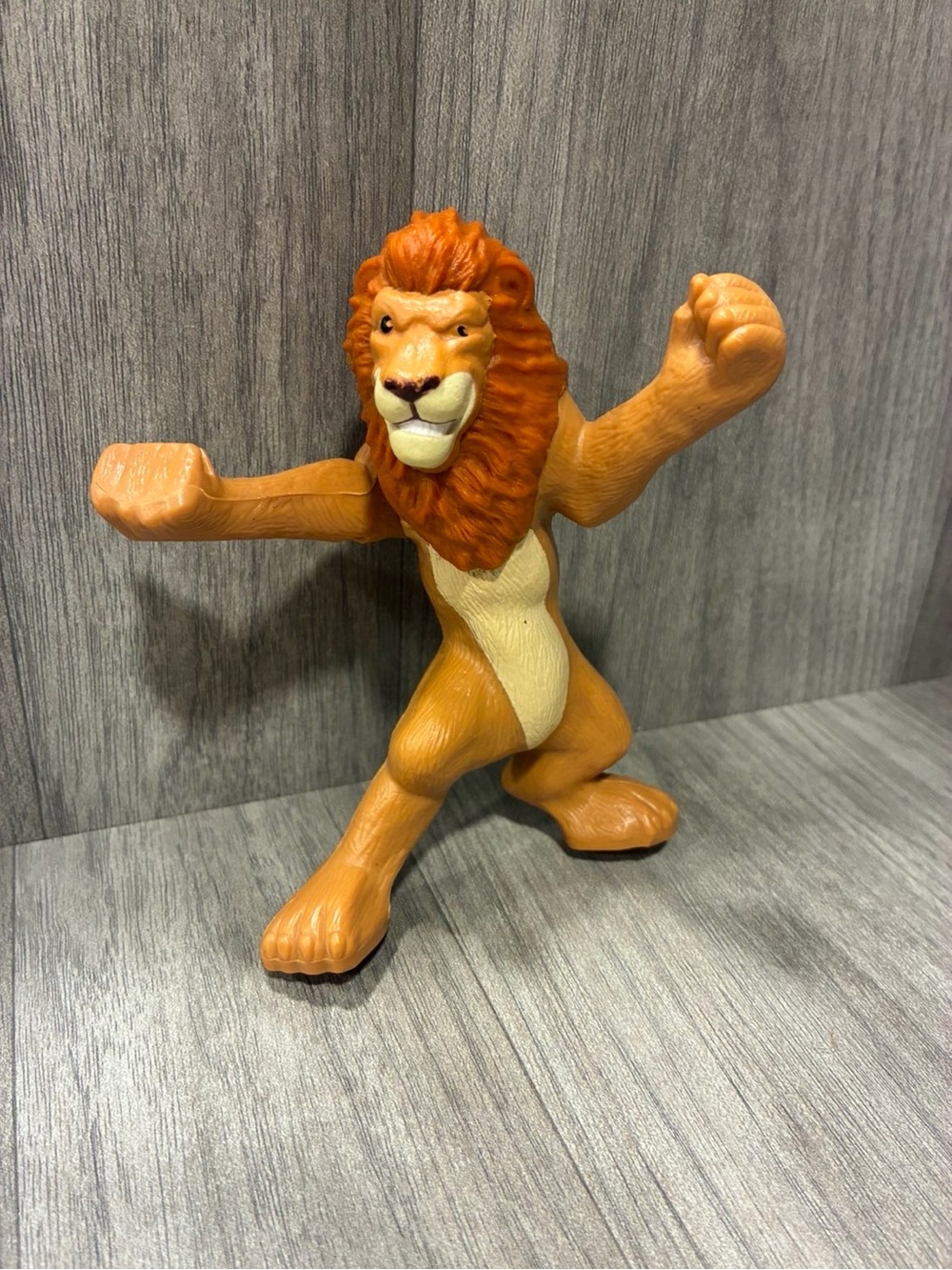 2006 Lion Samson 4.75" McDonald's Movie Action Figure #1 Disney The Wild.